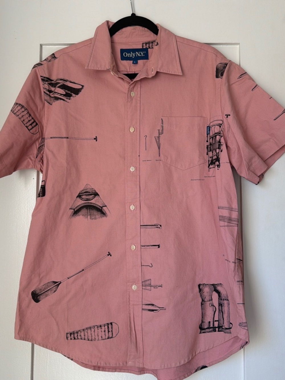 Men’s Only NY Shortsleeved Button Up